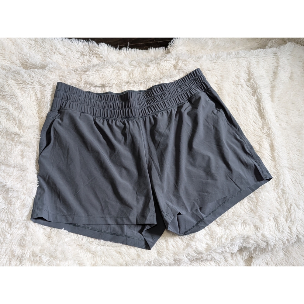 Free Fly Apparel Dusty Blue Breeze Athletic Shorts Zipper Back Pockets Size XL